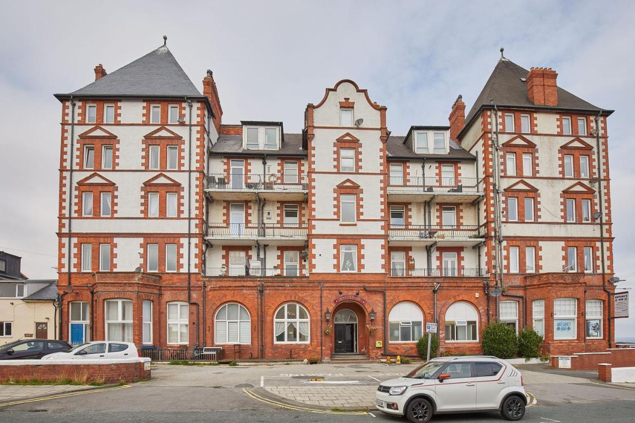 Host & Stay - 4 Metropole Towers Whitby Exterior foto